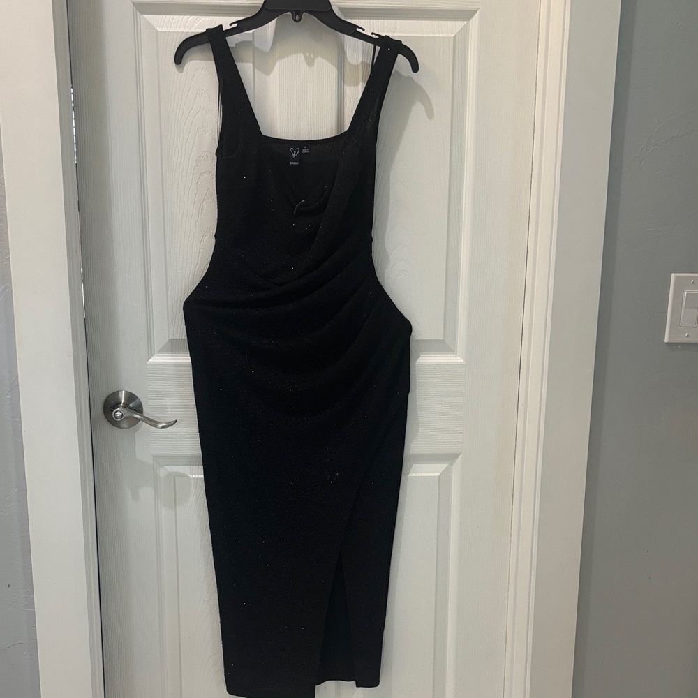 Windsor Black Midi Dress